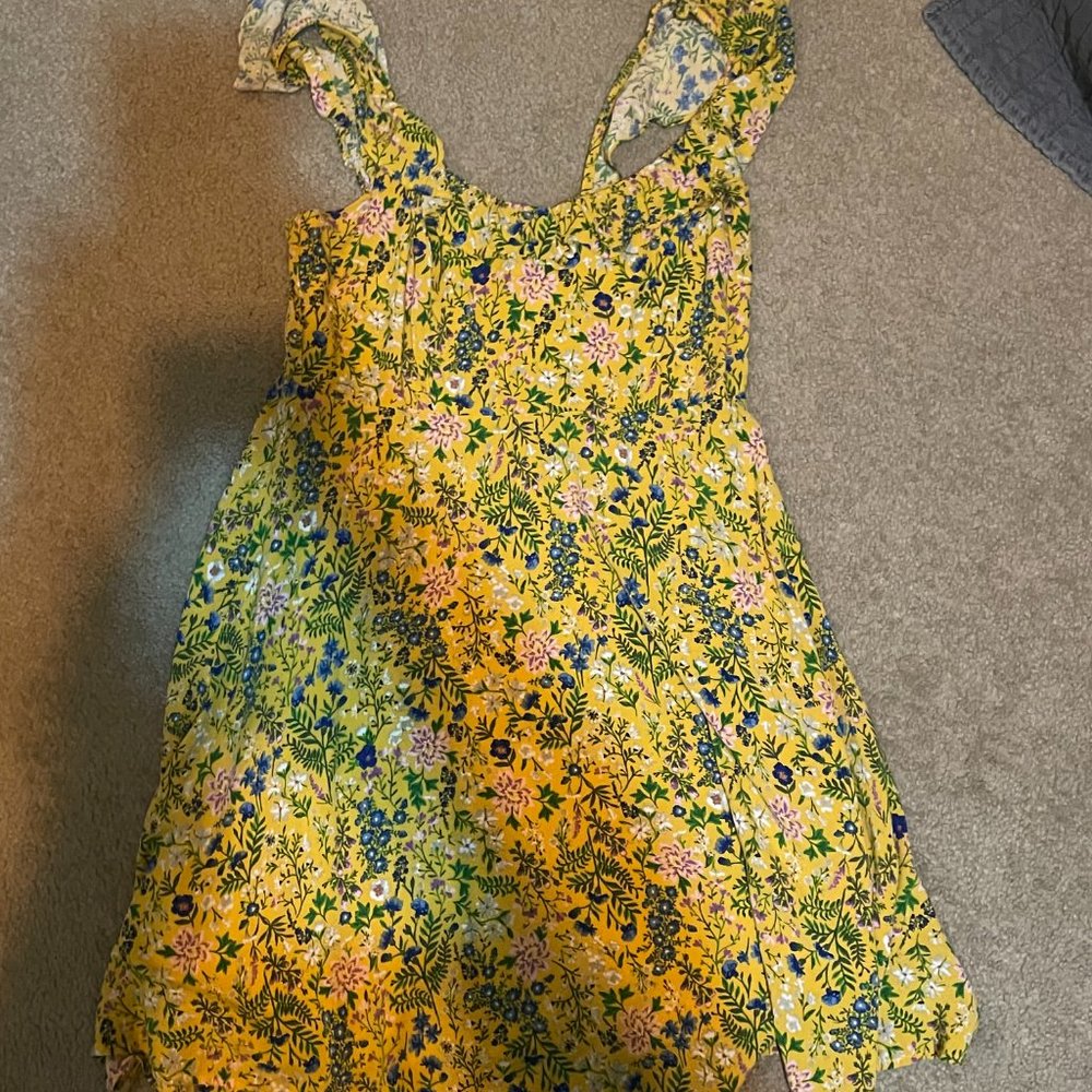 Old Navy Yellow wild flower dress